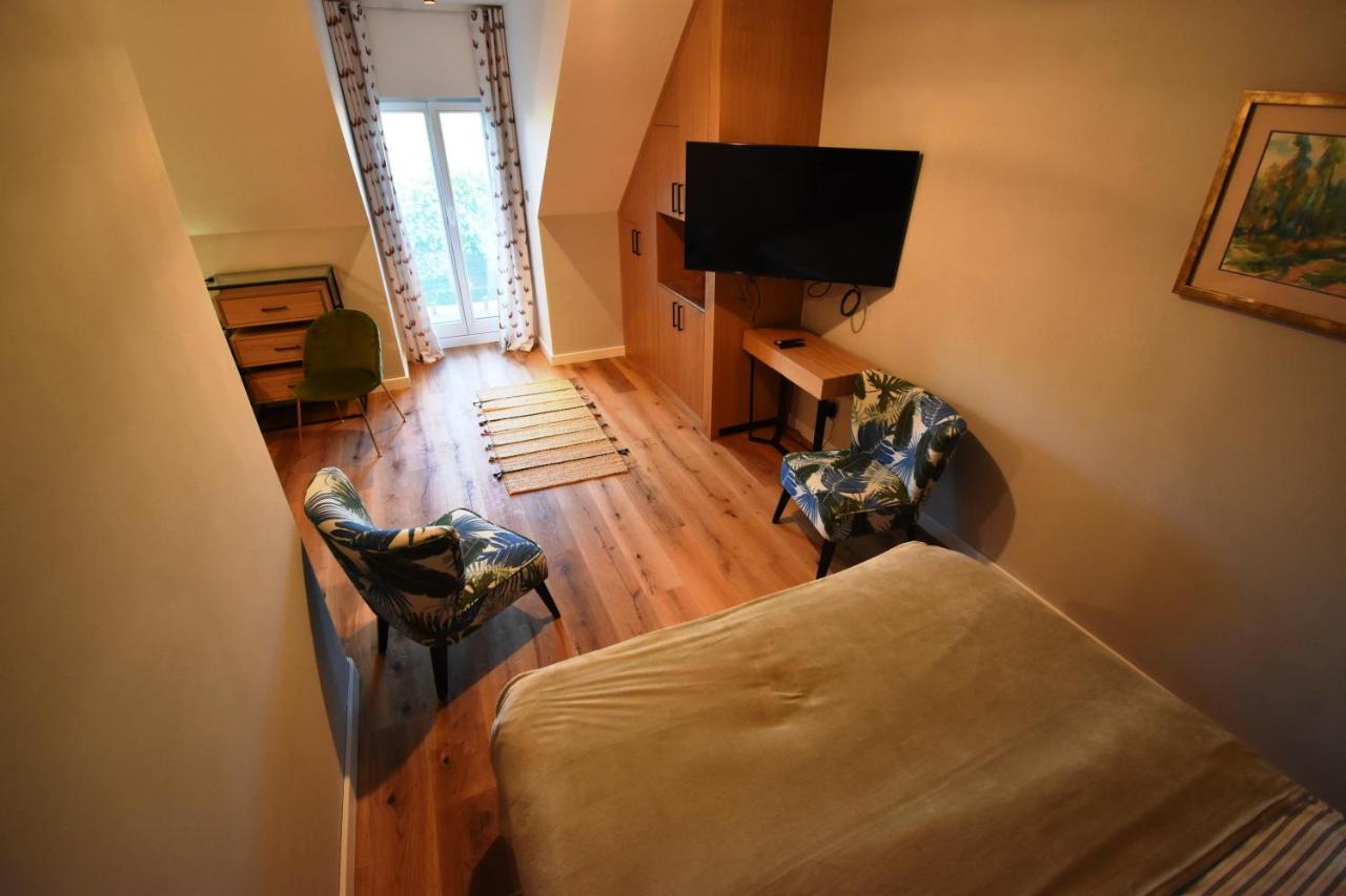 Stoczek 1929 Bed & Breakfast Bialowieza Luaran gambar