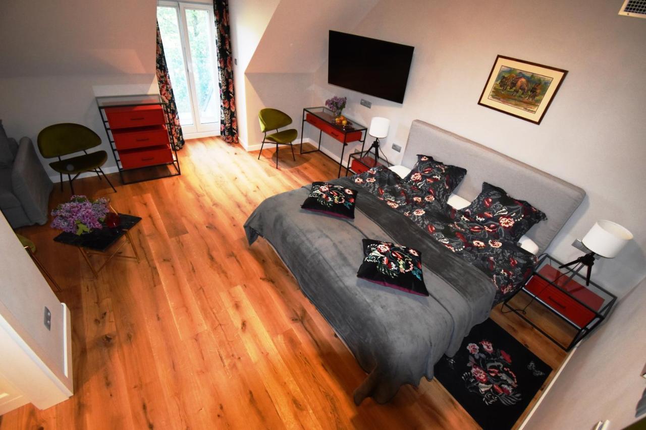 Stoczek 1929 Bed & Breakfast Bialowieza Luaran gambar