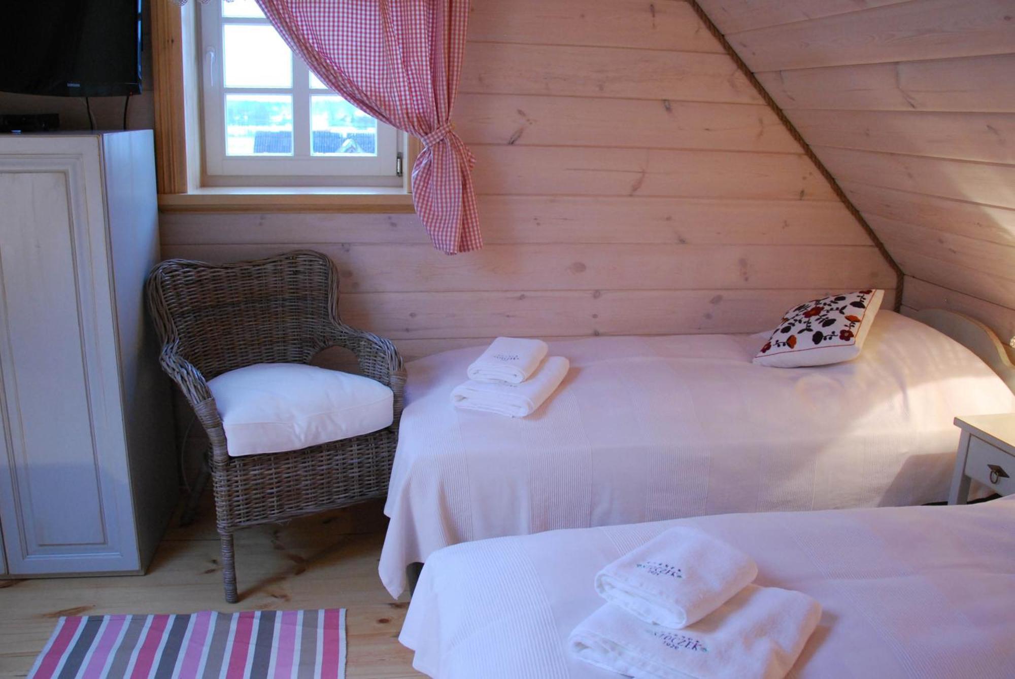 Stoczek 1929 Bed & Breakfast Bialowieza Luaran gambar