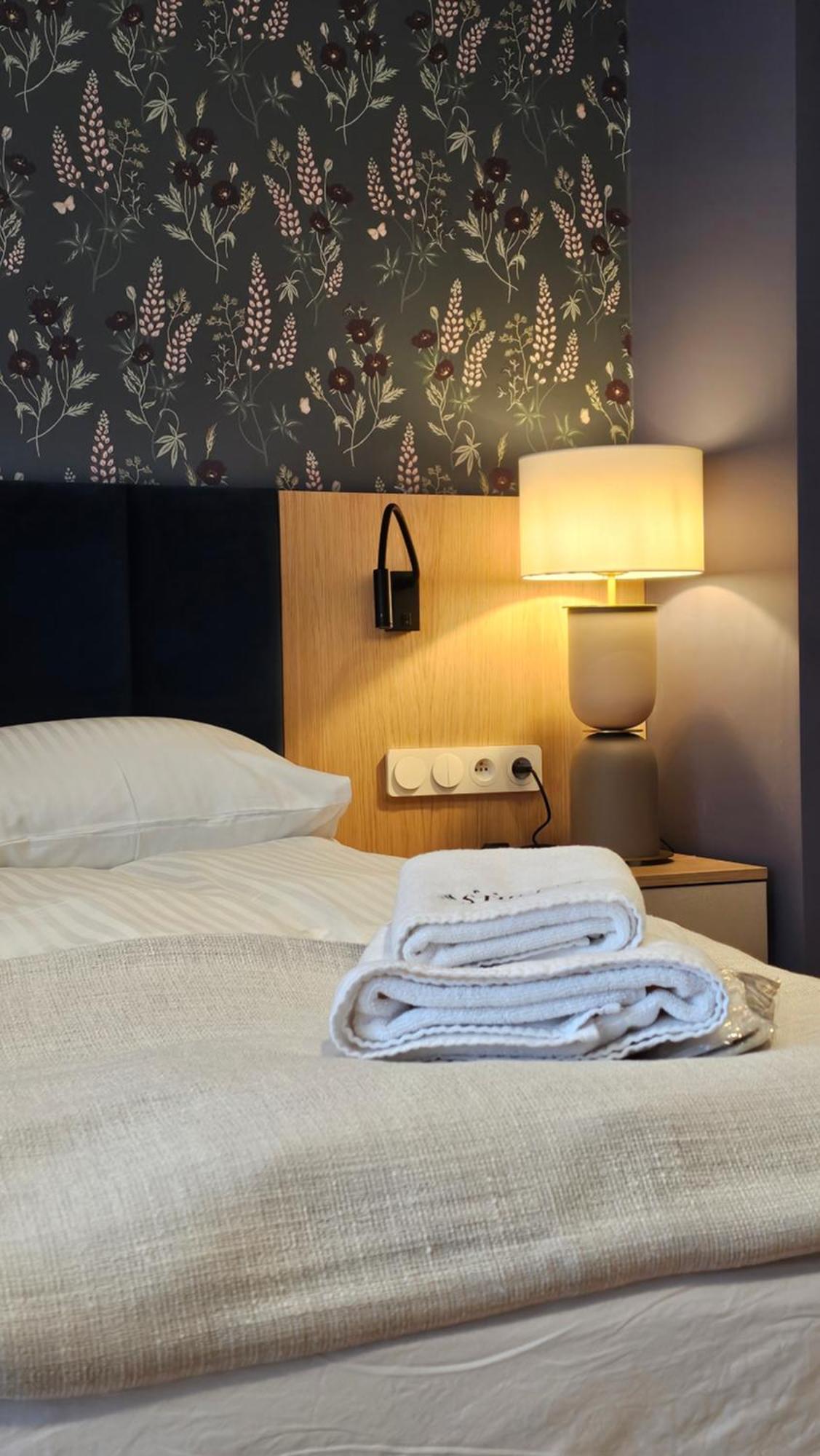 Stoczek 1929 Bed & Breakfast Bialowieza Luaran gambar