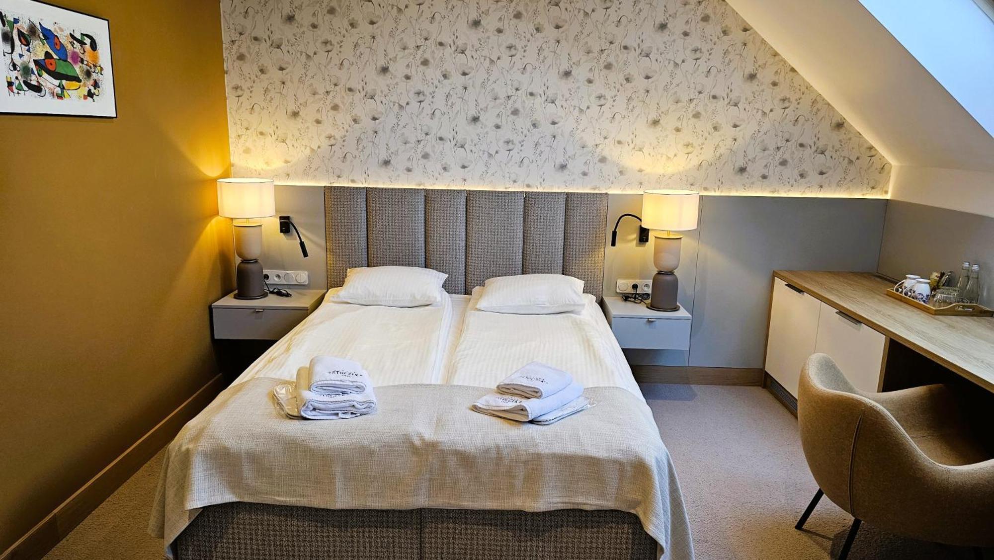 Stoczek 1929 Bed & Breakfast Bialowieza Luaran gambar