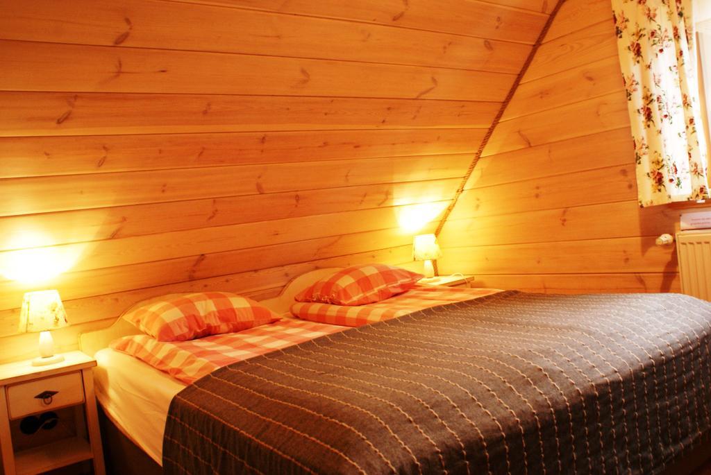 Stoczek 1929 Bed & Breakfast Bialowieza Luaran gambar